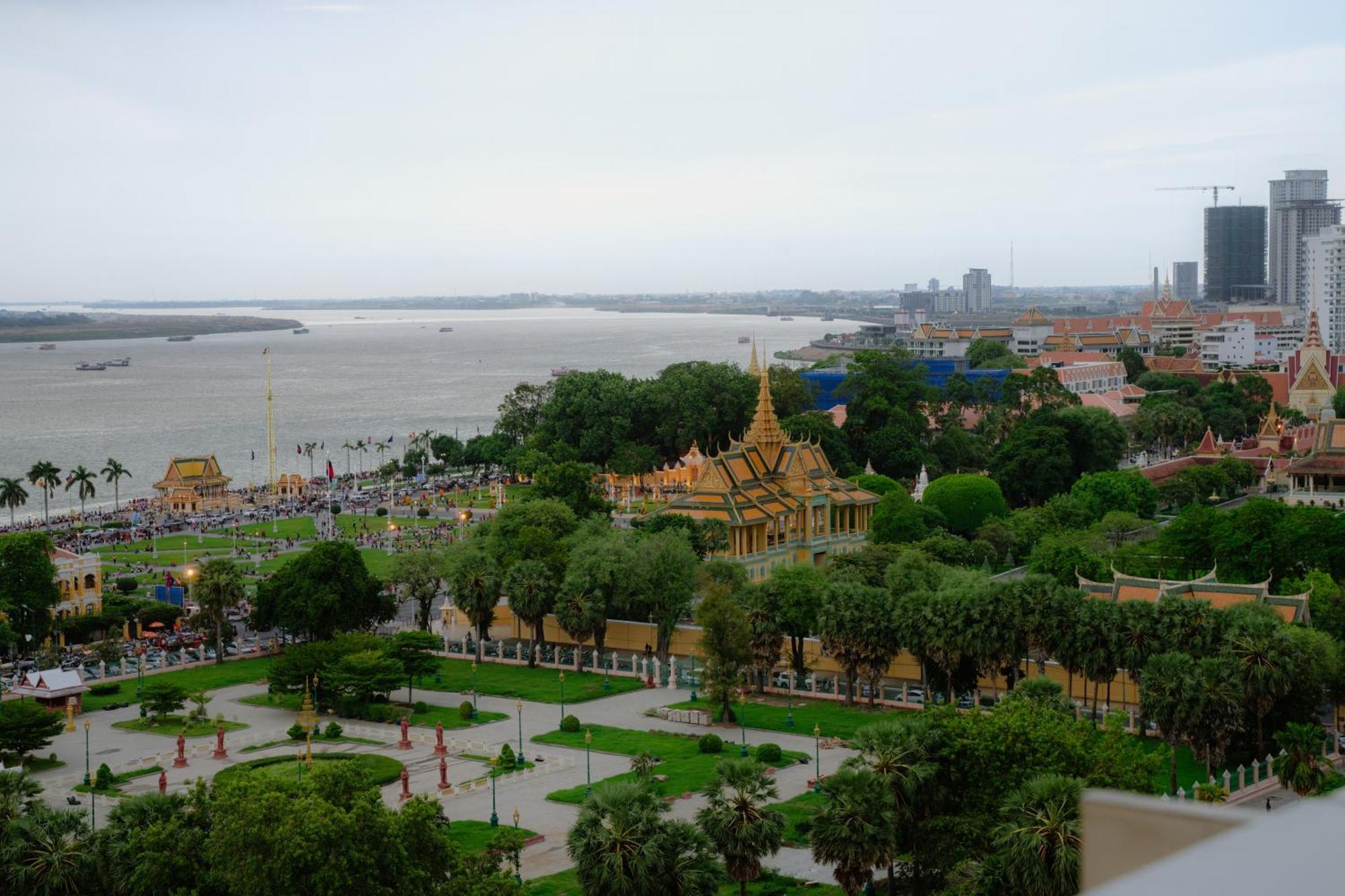 Hyatt Regency Phnom Penh Hotel Kültér fotó